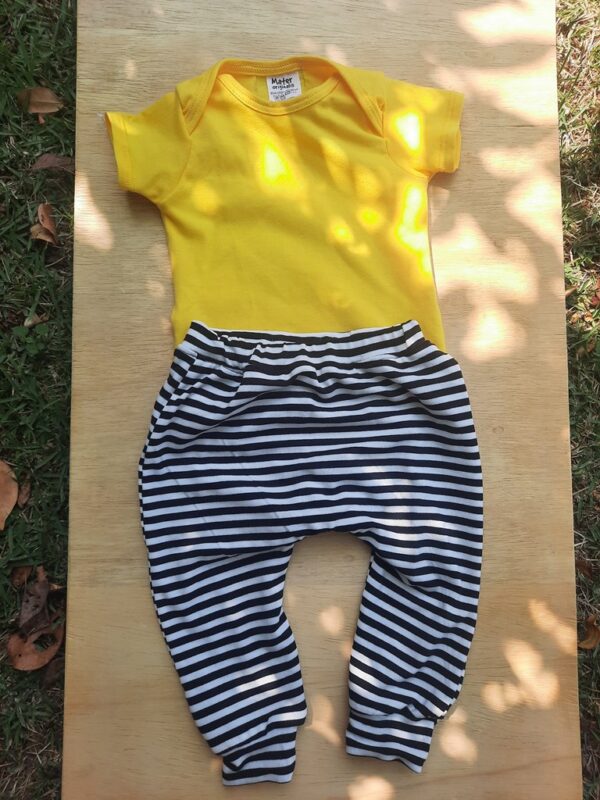 Body de bebê básico amarelo